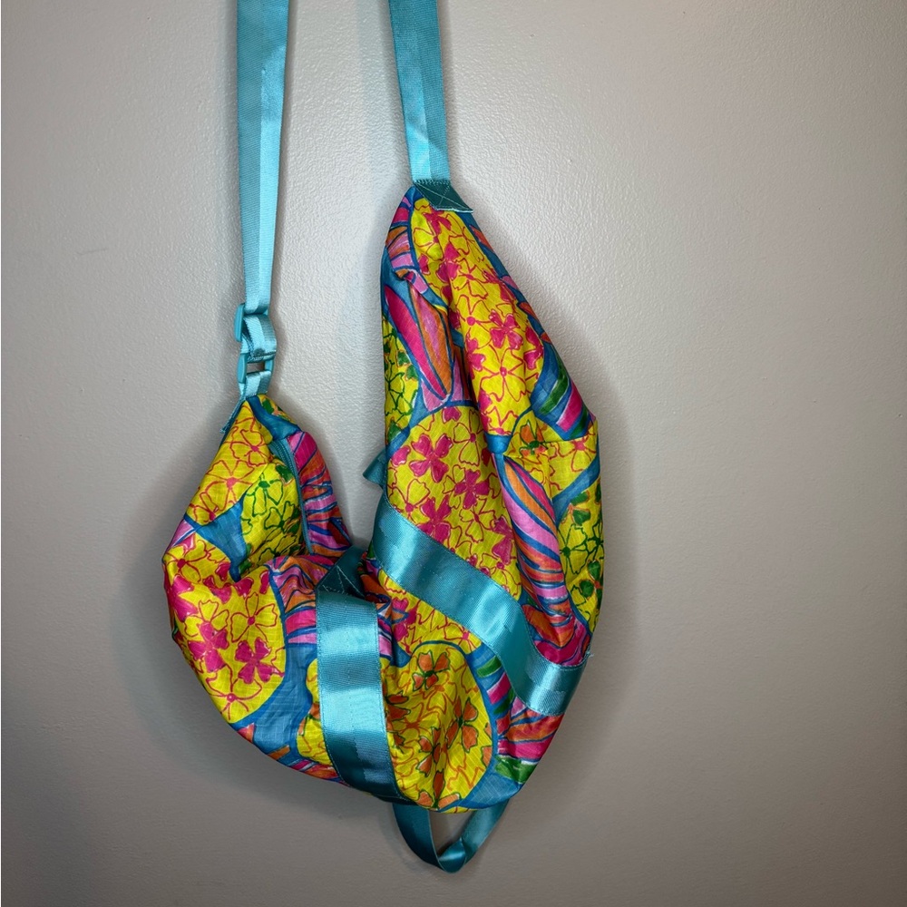 Chubbies Colorful Shoulder Bag with Blue Accents